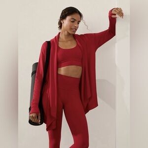 Athleta Pranayama Wrap Size‎ XL Clover Berry Oversized Pockets Activewear